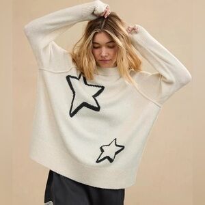 Aerie unREAL Crew Sweater Star print cream and black XXS
